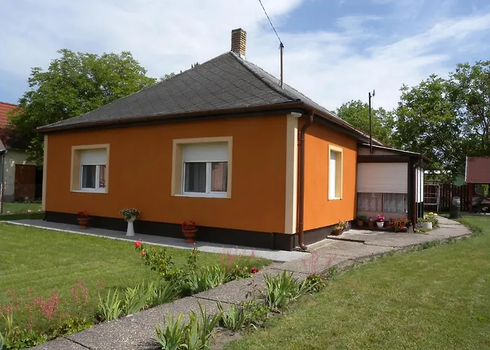 בית נופש In 18379 בלטונפנבש