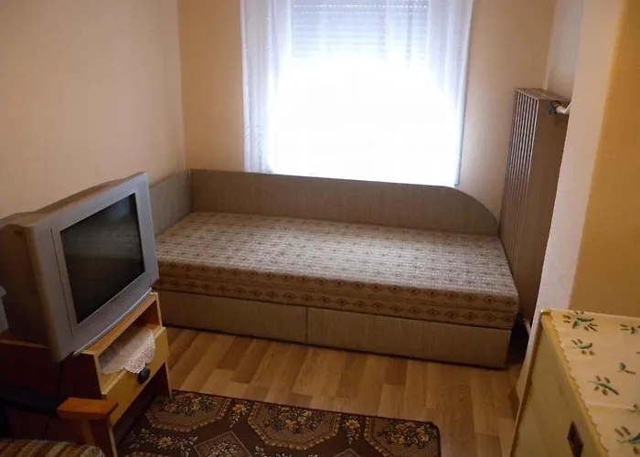 בית נופש In 18379